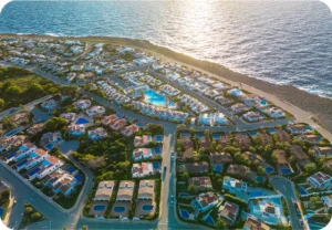 Escape the Cold: Why Snowbird Life Is the Sweet Spot